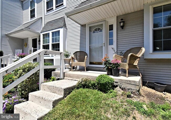 2489 Hillendale Dr