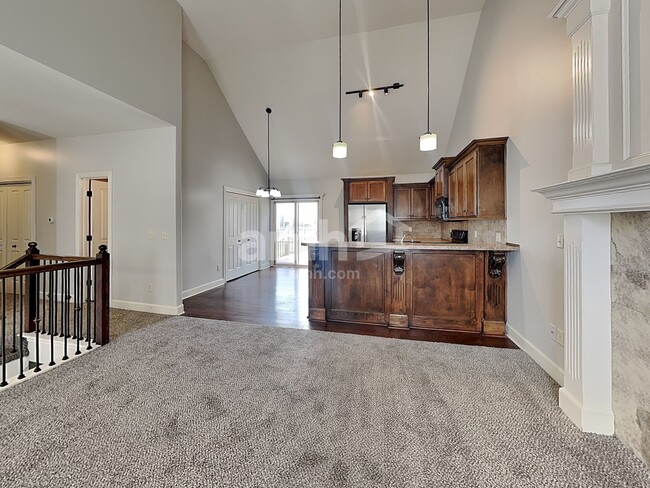 Photo - 115 SW Hanging Garden St