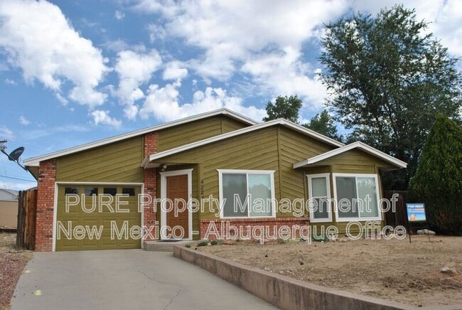 Photo - 4224 Applewood Dr House