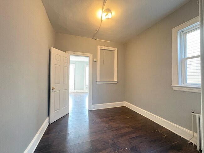 218 Bowers Ave 3 - 220 Bowers St Unit 3