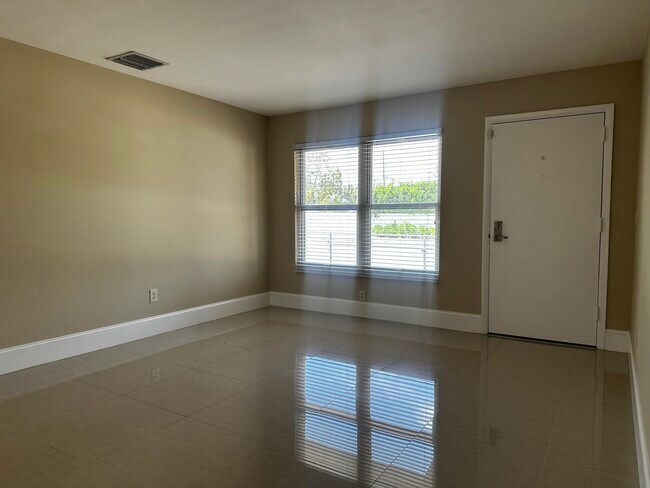 Photo - 3500 Lake Ave