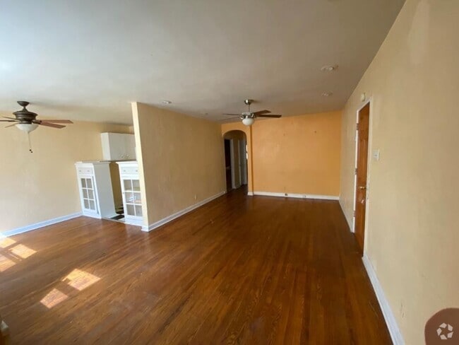 Building Photo - 6143 Old York Rd Unit 1 Rental