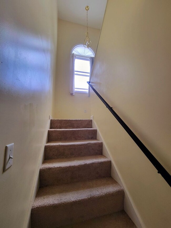 Photo - 3 bed 2.5 bath on West Run Road -- Available 04/01/26