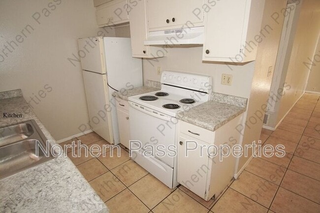 Photo - 5233 Carousel Dr Unit 3