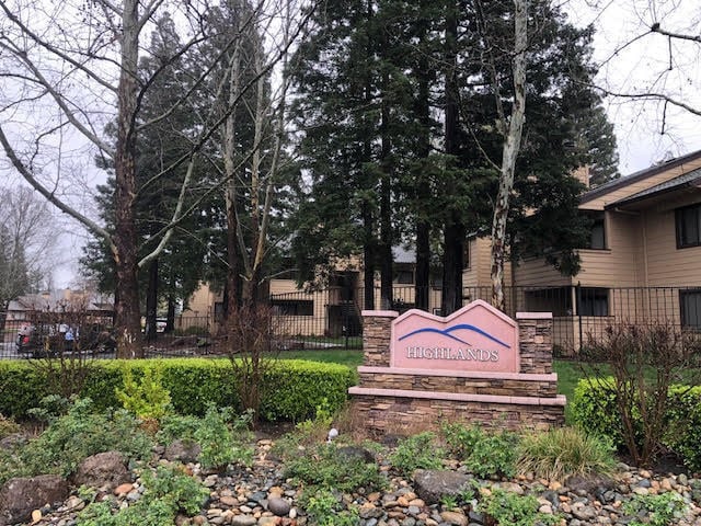 Building Photo - Very Nice 1 Bedroom 1 Bathroom Condo!