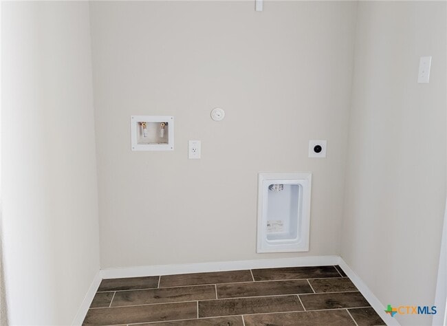 Photo - 139 Spiny Lizard Ln