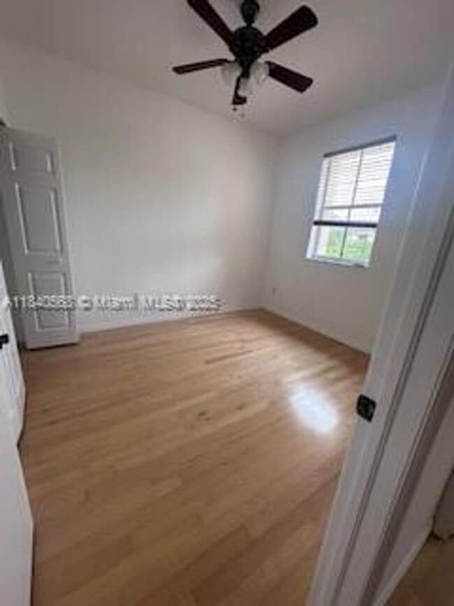 Photo - 4906 Schooner Dr