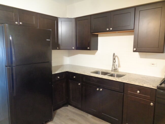 Photo - 1340 N Main St Unit A12