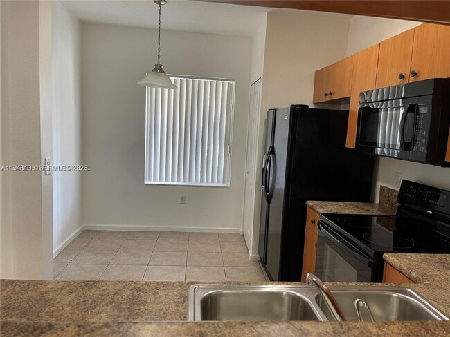 Photo - 2833 SW 82nd Ave