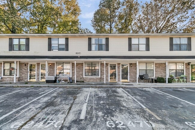 Photo - 6247 Lucille Dr