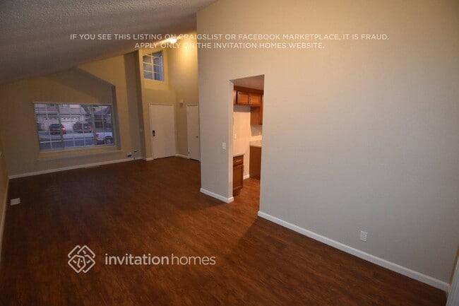 Photo - 242 Newport Cir