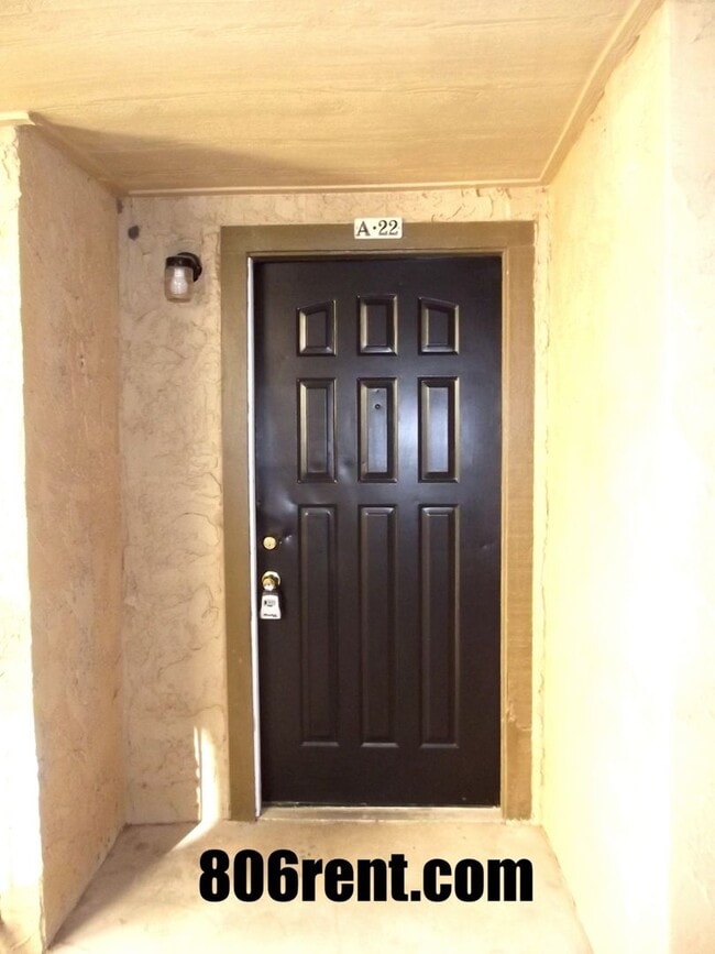 Photo - MOVE-IN SPECIAL  - 1 Bedroom, 1 Bath with Carport - Raintree Manor Condo