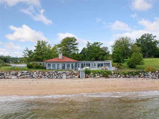 Building Photo - 333 Centre Island Rd Rental