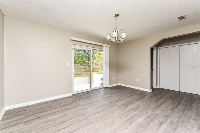 Photo - 507 67th Ave Dr W