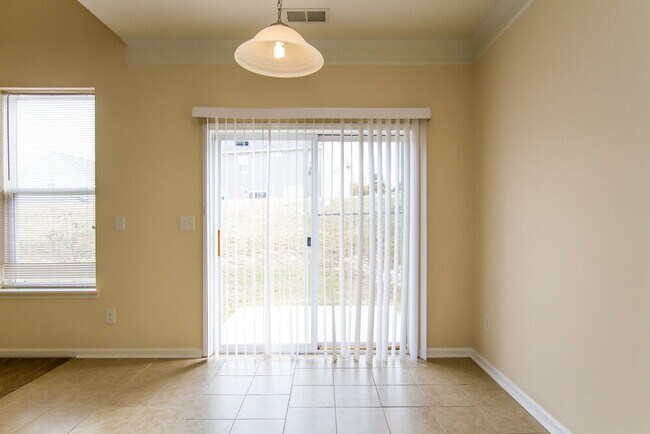 Photo - 11530 Hattie Little St