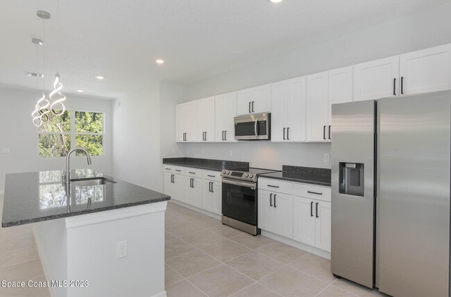 Photo - 1808 Pirate Ave SE