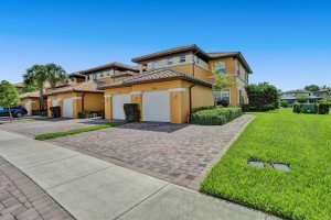Photo - 8246 NW 127th Ln