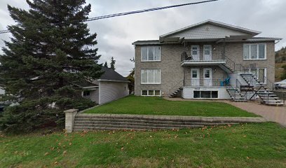 Building Photo - 130-45e 45e Av Unit 6