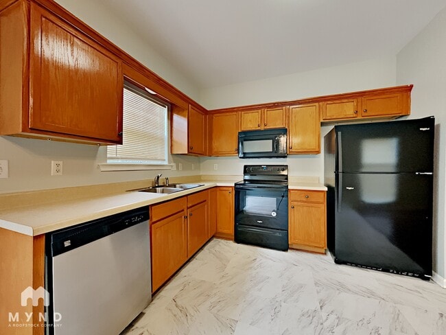 Photo - 1135 Castlemaine Dr