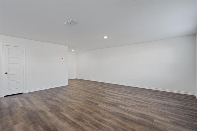 Photo - 812 Heartseed Ave