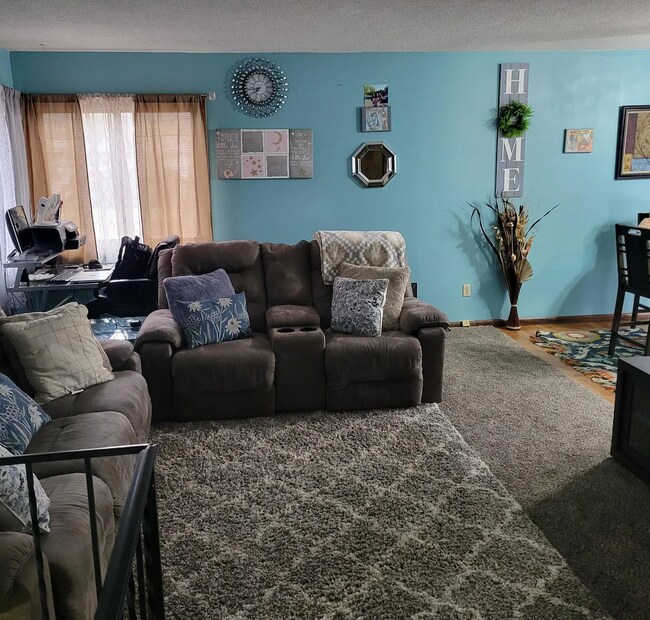 Sala de estar - 8236 Douglas Cir N