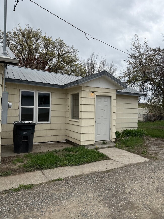 Photo - 713 S Billings Blvd