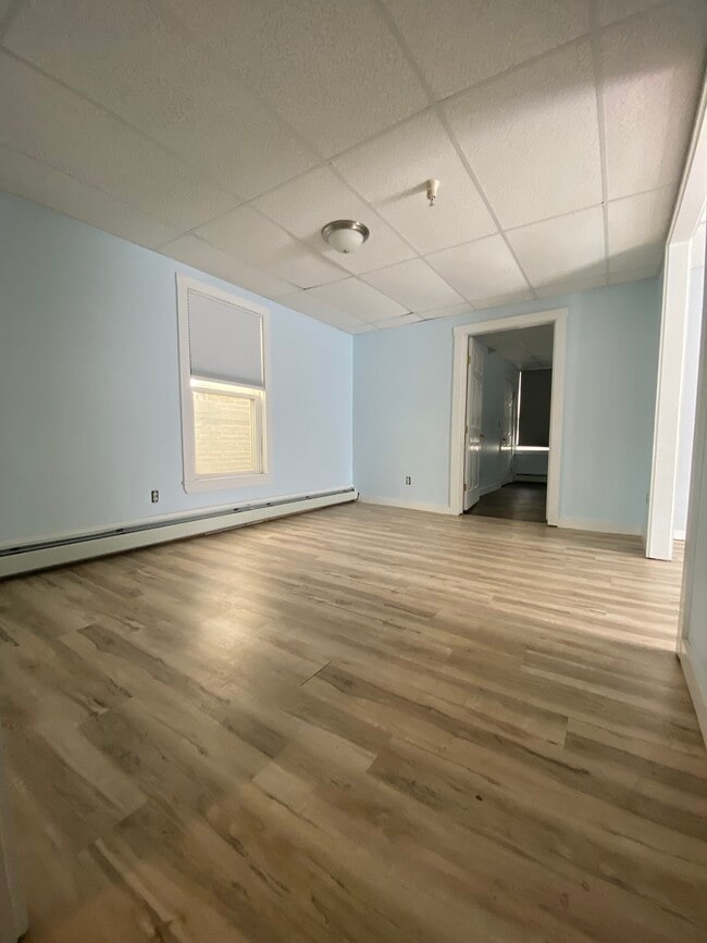 Photo - 12 Main St Unit 1