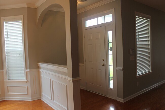 Photo - Single Family Home in Godley Park