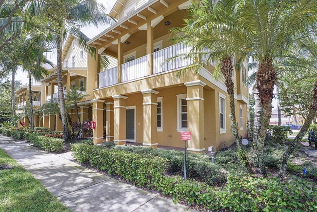Photo - 128 W Royal Palm Cir Casa Adosada