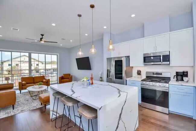 Photo - 3412 Dixie Dr