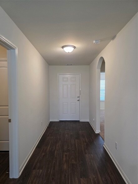 Photo - 723 Crystal Lakes Dr