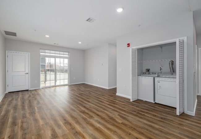Photo - 78 Murray St Unit 202