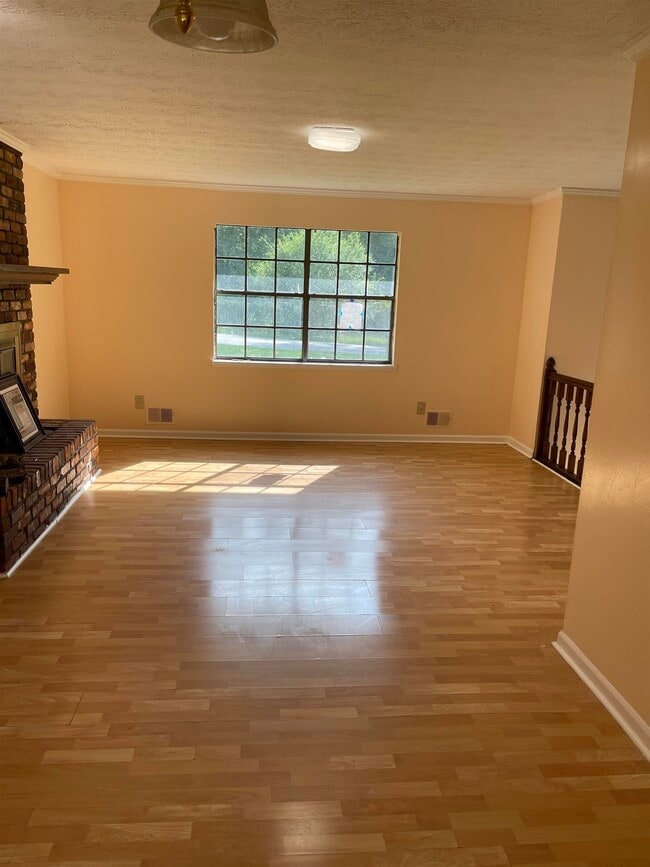 Photo - 152 Rountree Rd