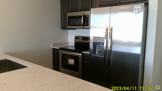 Building Photo - 5375 Euclid Dr Rental
