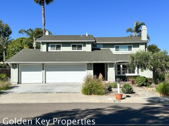 Building Photo - Welcome to this stunning 4-bedroom, 2.5-ba... Rental