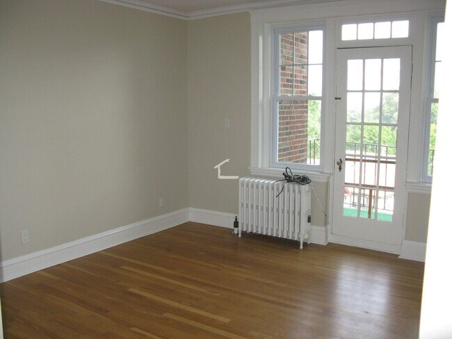 2039 Commonwealth Ave