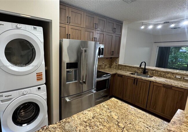 Photo - 443 S W 122nd Terrace