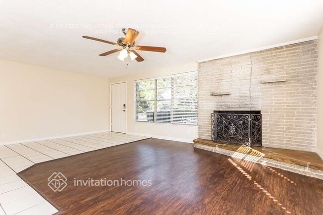 Photo - 4315 19th Ave W