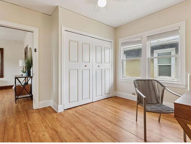 Photo - 4215-4215 Cedar Ave S Unit 4213