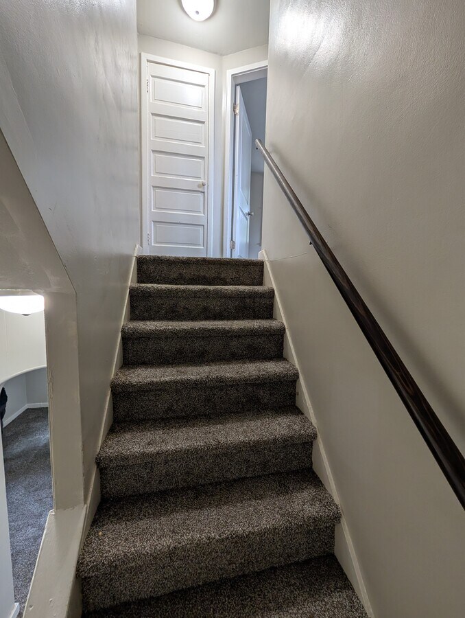 Photo - 805-807 Pittsburgh St