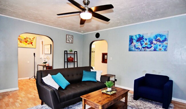 Photo - 470 Edith Ave S