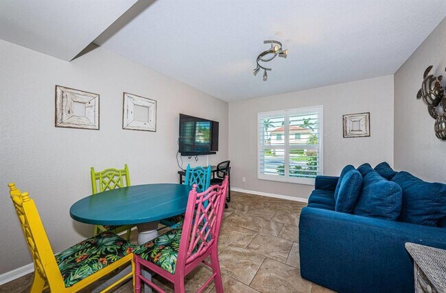 Photo - 6107 Mirada Cir