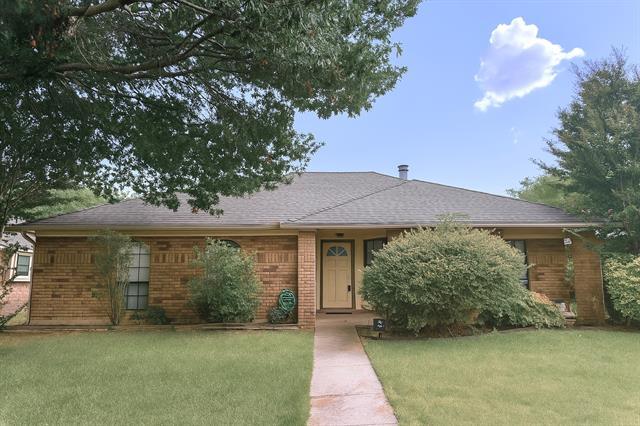 Building Photo - 1520 Mayflower Dr Rental