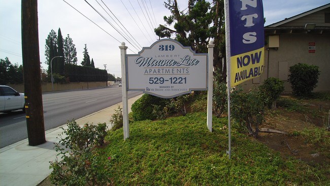 Photo - 319 W Lambert Rd Unit 1