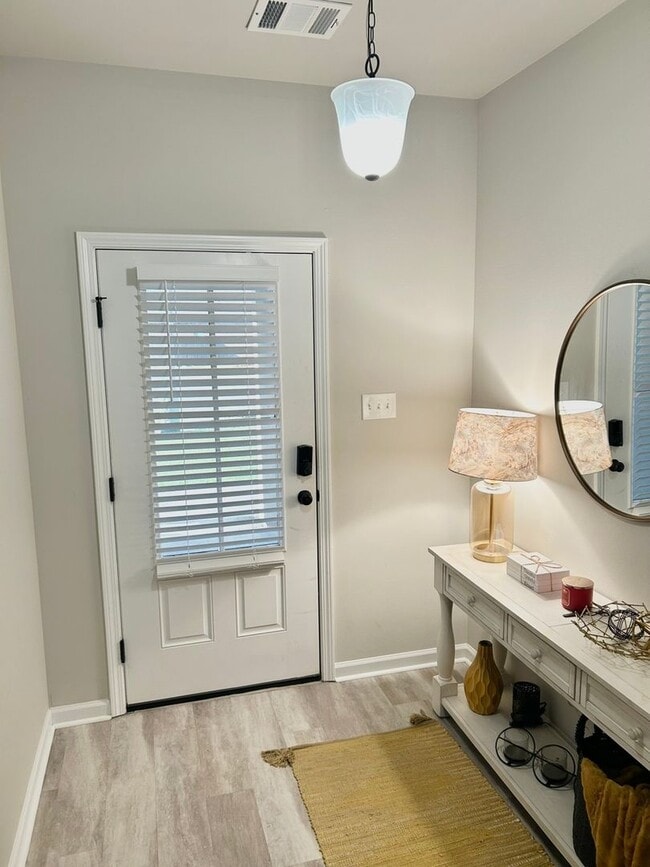 Photo - 210 St Fazzio St