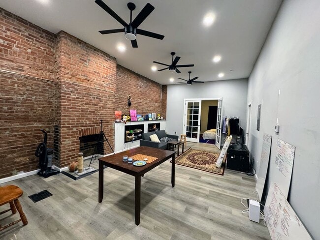 Photo - 3227 Dawson St Unit 1