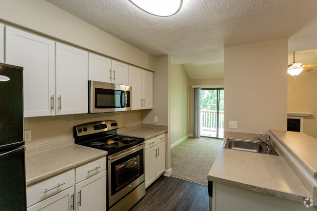 2BR, 2.5BA - Verona - 964 SF - Bellevue West