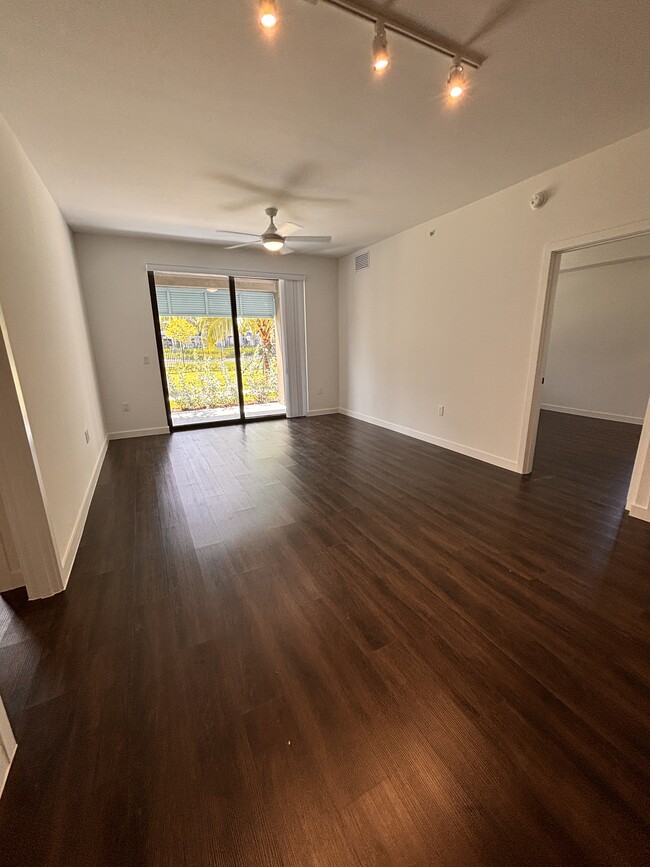 Photo - 1941 Fillmore St