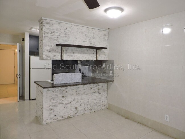 Photo - 1345 Jasma Ln Unit B