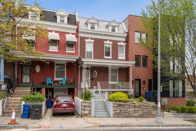 Building Photo - 3805 New Hampshire Ave NW Unit #2